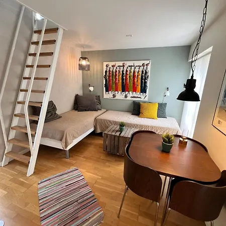 Backhouse Free Parking Og Privacy Appartement