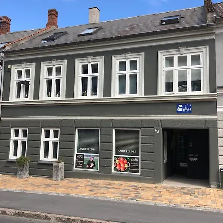 Backhouse Free Parking Og Privacy Appartement